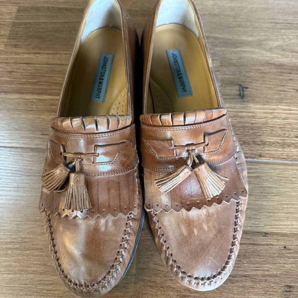 JOHNSTON & MURPHY KILTIE TASSEL LOAFERS – LIGHT BROWN LEATHER - SZ 12